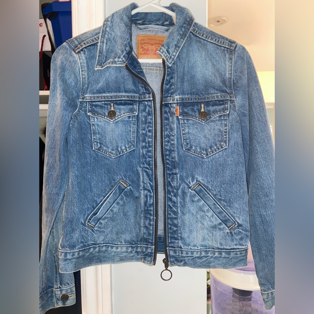 Vintage LEVI’S XS Orange Label denim jacket